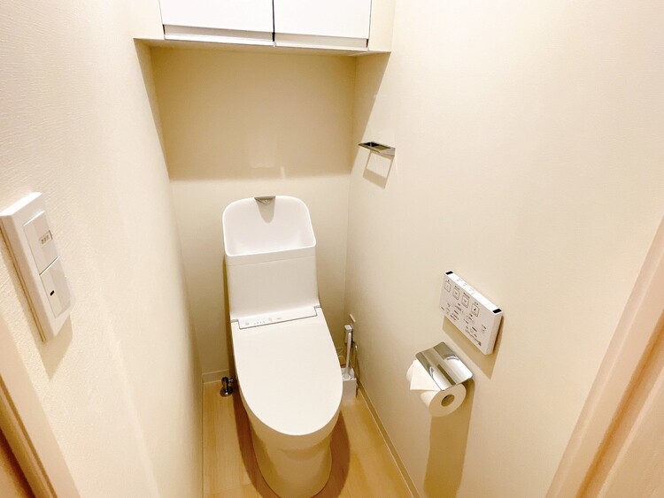 トイレ 暮らしの中のさりげないひとときの快適さにも、こだわりを、持って設備を配しております。