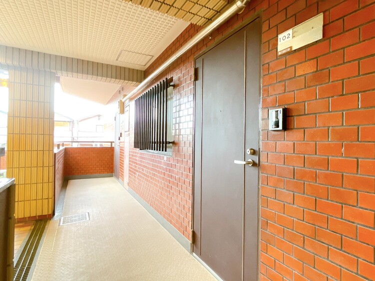 玄関 玄関を開ければ、そこは安らぎのご自宅。