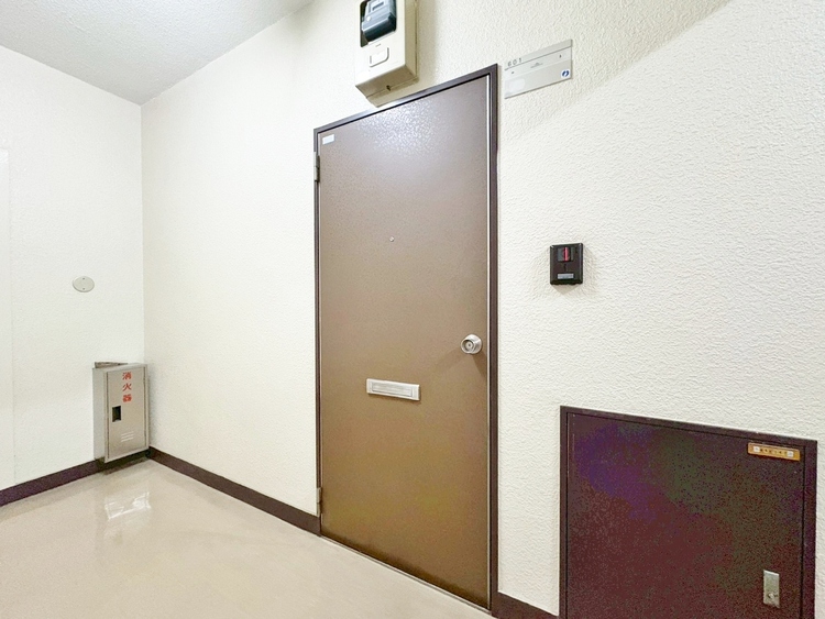 玄関 玄関を開ければ、そこは安らぎのご自宅。