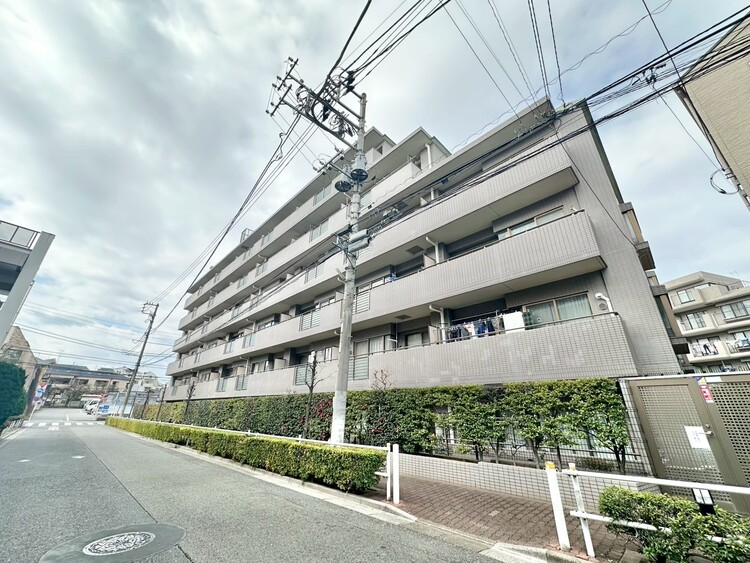 外観 現地に足をお運びいただいた際には、周辺散策などをお勧めいたします。