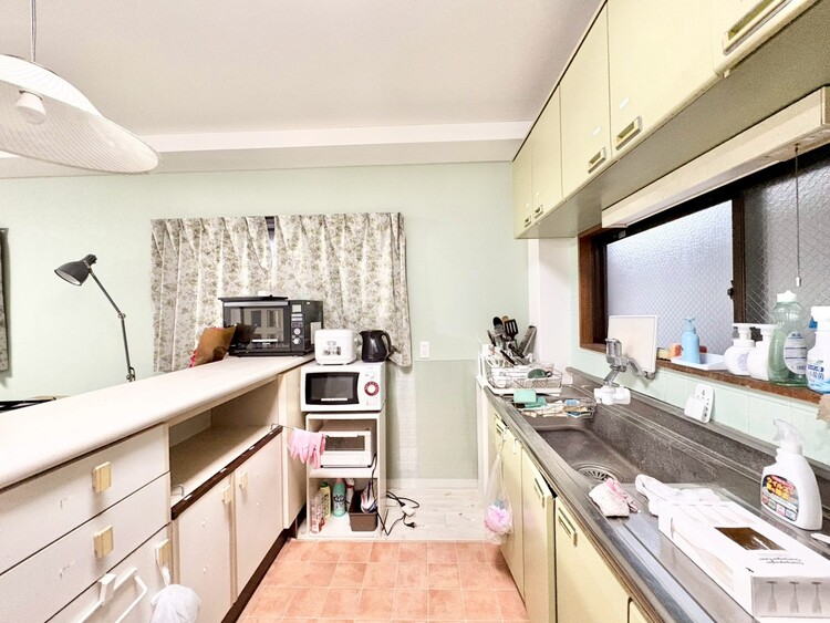 キッチン 洗練されたスタイリッシュなデザイン性と使いやすさを備えた仕様。