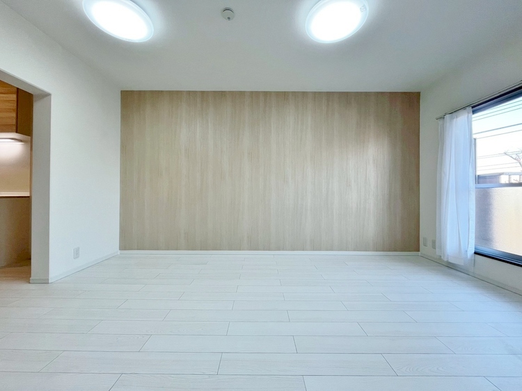 居間 居心地の良い空気感は、暮らしのステージを彩り、心からのやすらぎと満足感を与えてくれます。