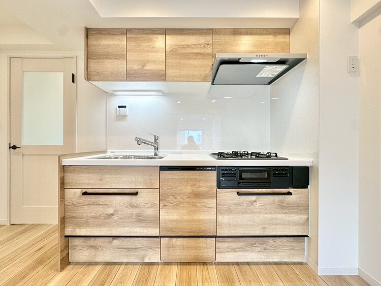 キッチン 洗練されたスタイリッシュなデザイン性と使いやすさを備えた仕様。