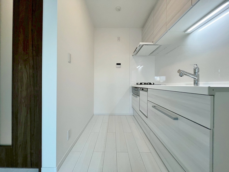 キッチン 洗練されたスタイリッシュなデザイン性と使いやすさを備えた仕様。