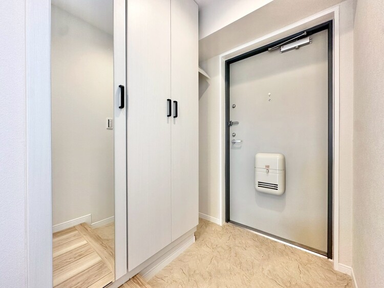 玄関 シューズボックスを完備した玄関です。