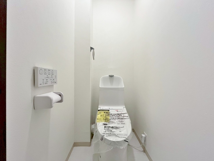 トイレ 暮らしの中のさりげないひとときの快適さにも、こだわりを、持って設備を配しております。