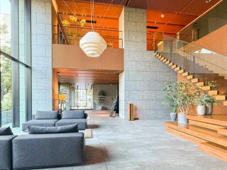 その他 ゆったりとしたロビー空間は、住まう方やゲストを心地よく迎えてくれます。