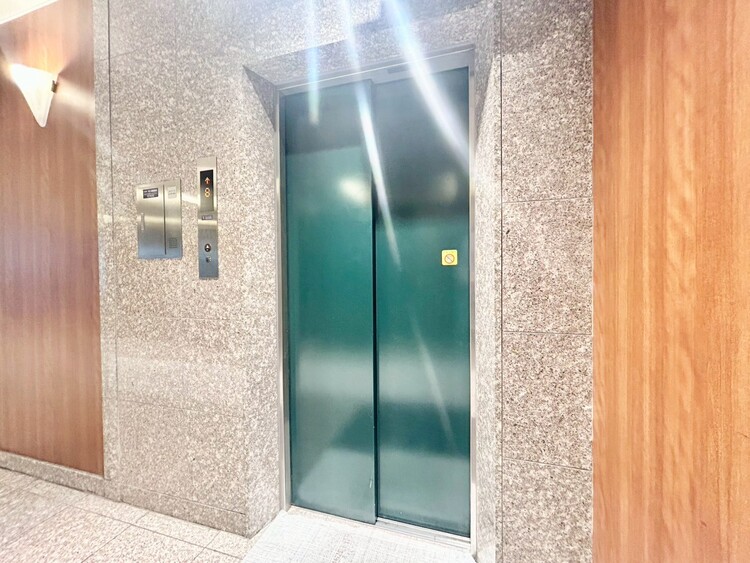 その他 エレベーター完備のため荷物が多くなっても安心。