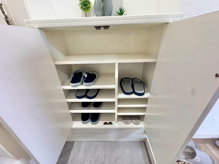 その他 家電やスーツケース、ストック品など何でも片付く嬉しい空間です。