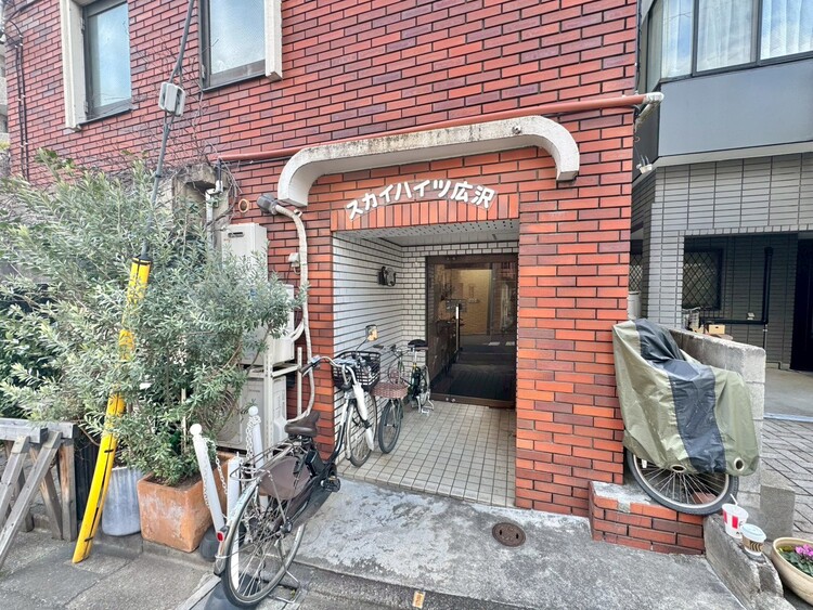 その他 上質感漂う玄関アプローチです。