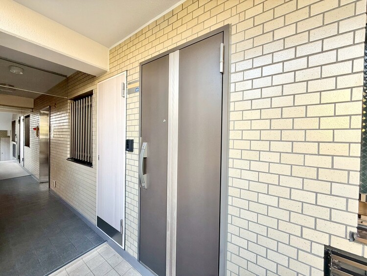 その他 清潔感のある落ち着いた雰囲気の玄関です。