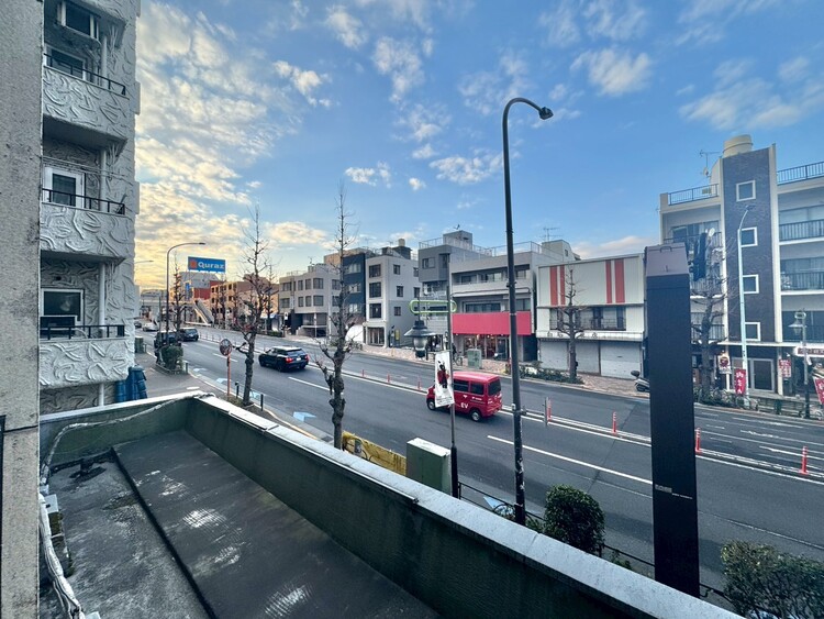 その他 眺望や窓からの景色が良いと、家で過ごす時間も快適です。