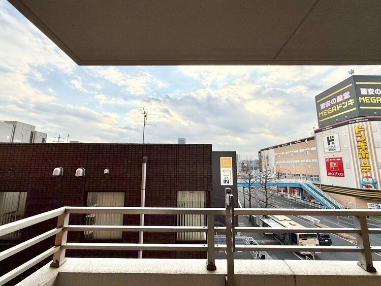 その他 眺望や窓からの景色が良いと、家で過ごす時間も快適です。