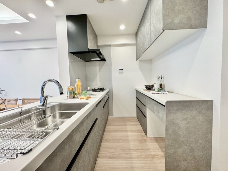 その他 使いやすくスタイリッシュなキッチン空間になっております。