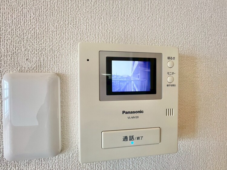 その他 誰が来てもわかる様にモニター付きインターホンを設置。