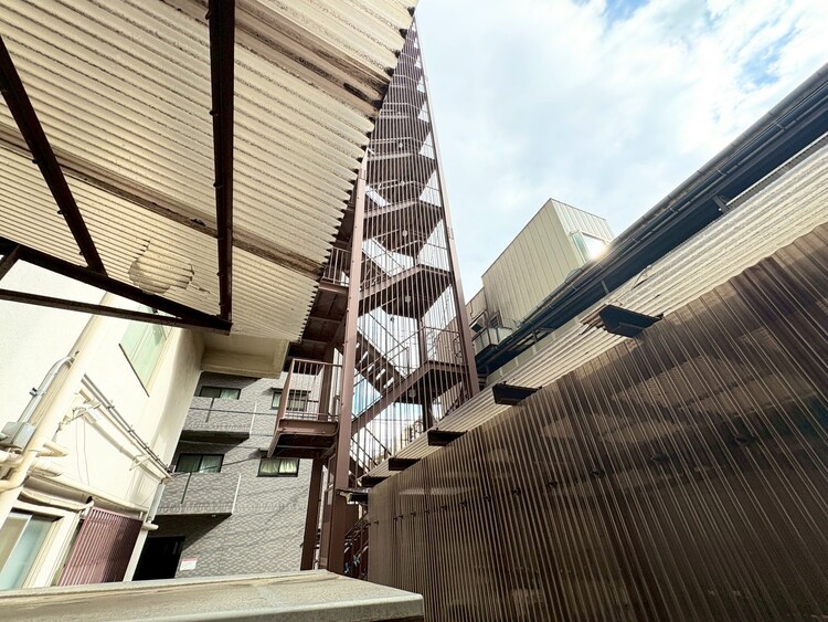 その他 眺望や窓からの景色が良いと、家で過ごす時間も快適です。