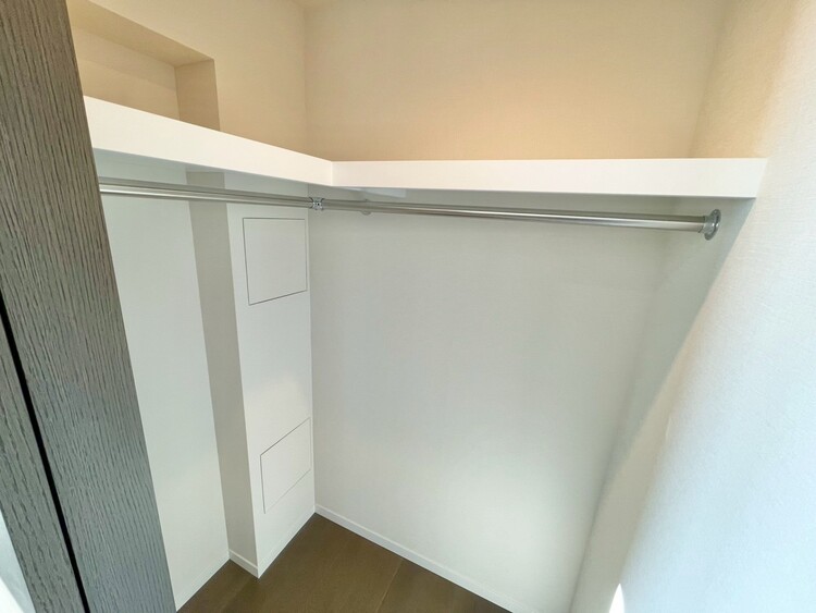 その他 収納スペースが付いていて、お部屋を広く使っていただけます。