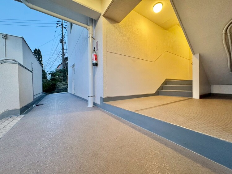 その他 館内は静寂な中が保たれており、管理が行き届いている印象を受けました。