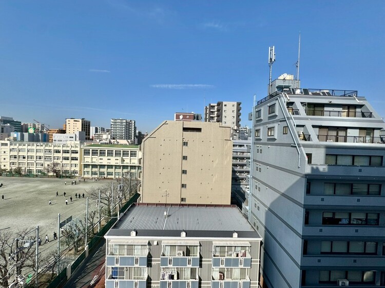 その他 眺望や窓からの景色が良いと、家で過ごす時間も快適です。