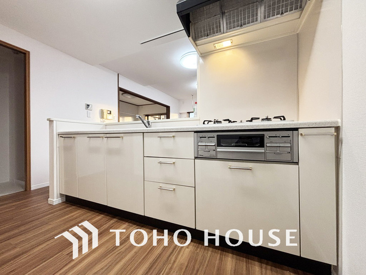 キッチン デザインと機能性を兼ね備えたシステムキッチン