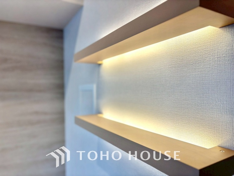 内装 採光や風通しを考えて設計された間取り。近隣との視線を考え、街全体で調整される窓位置。外観だけでなく、そこに住まうご家族の心地よさを最優先しました。