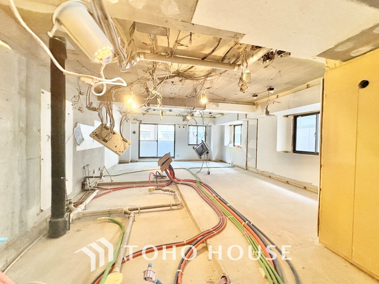 内装 寝室は一日の疲れを癒す大切な空間。快適で落ち着けるおすすめの間取りです。