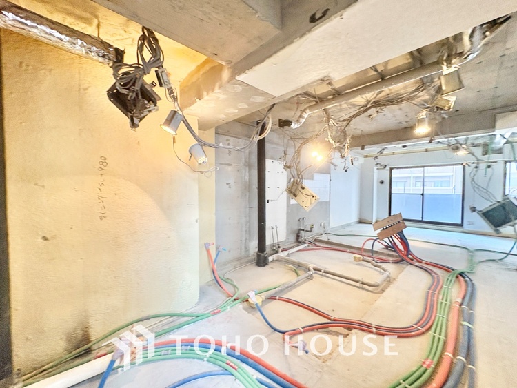 内装 寝室は一日の疲れを癒す大切な空間。快適で落ち着けるおすすめの間取りです。