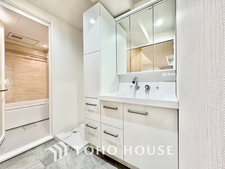 洗面 浴室は一日の疲れを癒す特別な空間。清潔感と快適性で心身ともにリフレッシュできます。