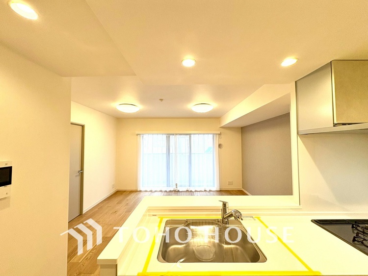 内装 【LIVING】◆simple is best◆無駄のない綺麗なつくりのリビングルームであなただけの暮らしを。