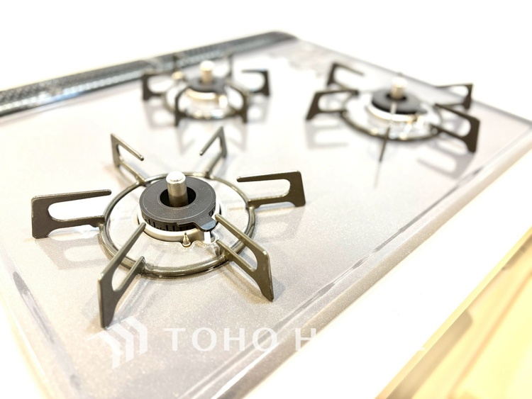 キッチン 【KITCHEN】◆家族のおはよう◆の声を笑顔で迎えてあげられるシステムキッチン。朝ごはんが楽しみでちょっと早起きしたくなるんです。