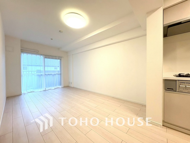 内装 【LIVING】◆扉を◆開くとこの景色。家族の”おかえり”の声が聞こえてきそう。