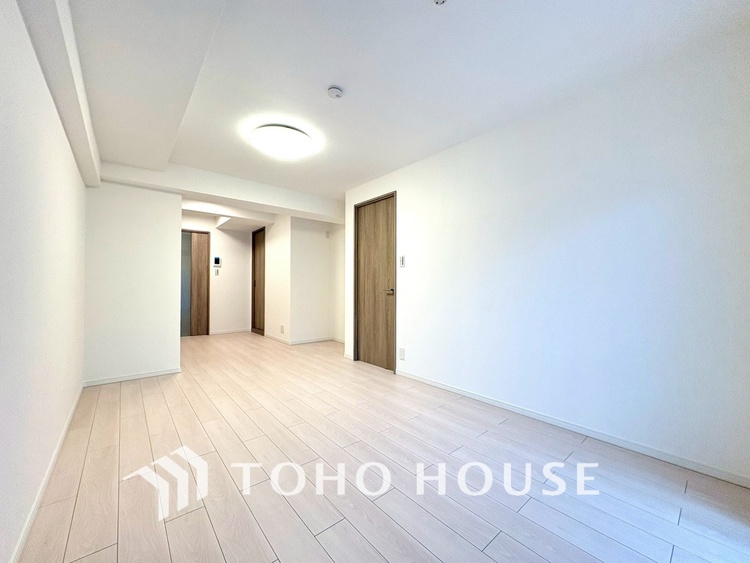 内装 【LIVING】◆simple is best◆無駄のない綺麗なつくりのリビングルームであなただけの暮らしを。