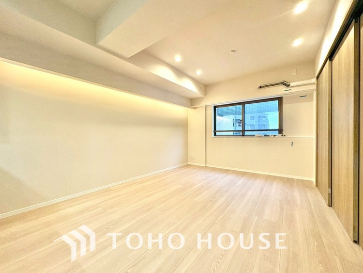 内装 【LIVING】◆扉を◆開くとこの景色。家族の”おかえり”の声が聞こえてきそう。