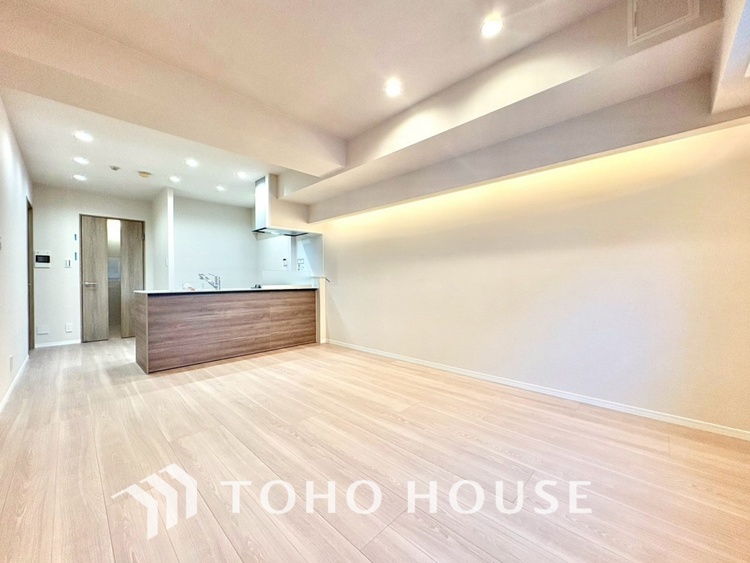 内装 【LIVING】◆Sunshine◆光が燦々と入り、いるだけで気持ちいい。「開放的でゆとりあるお部屋です。」