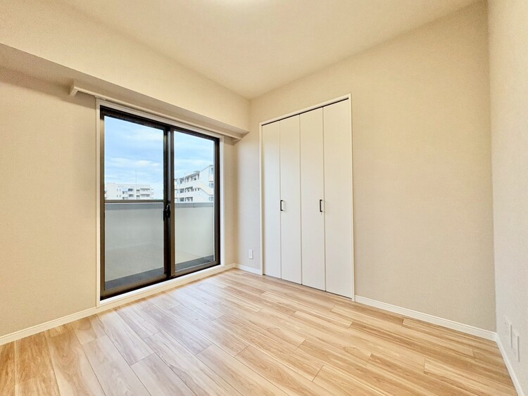 その他 清かで艶やかな時間をもたらしてくれる室内です。