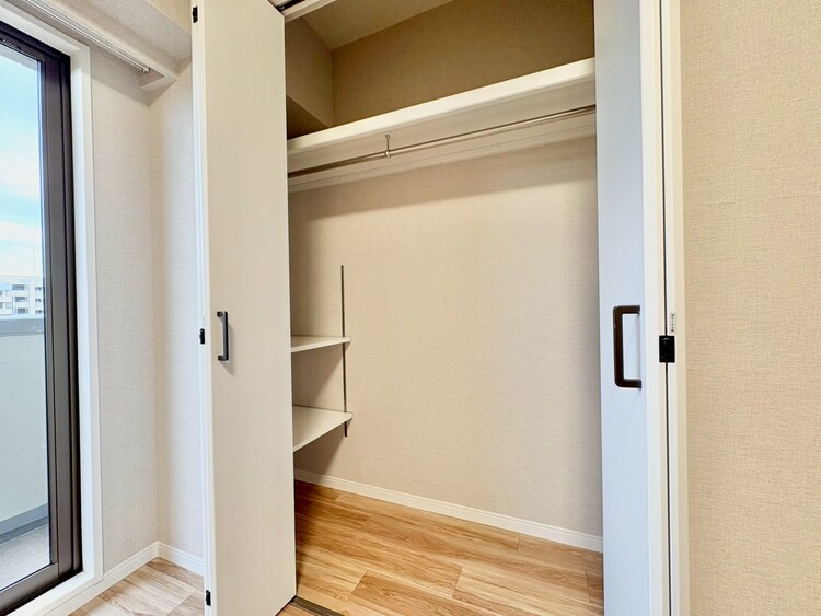 その他 収納スペースが付いていて、お部屋を広く使っていただけます。
