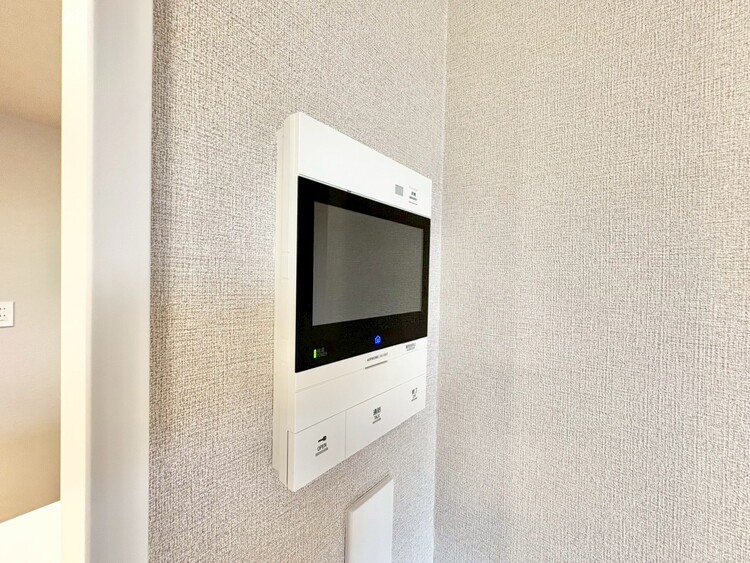その他 誰が来てもわかる様にモニター付きインターホンを設置。