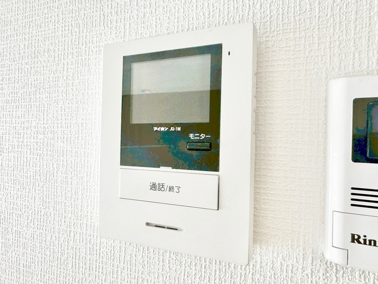その他 誰が来てもわかる様にモニター付きインターホンを設置。