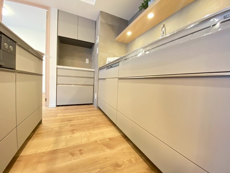 その他 開放感のあるキッチンスペース。調理をしながら、会話も弾みそうですね。