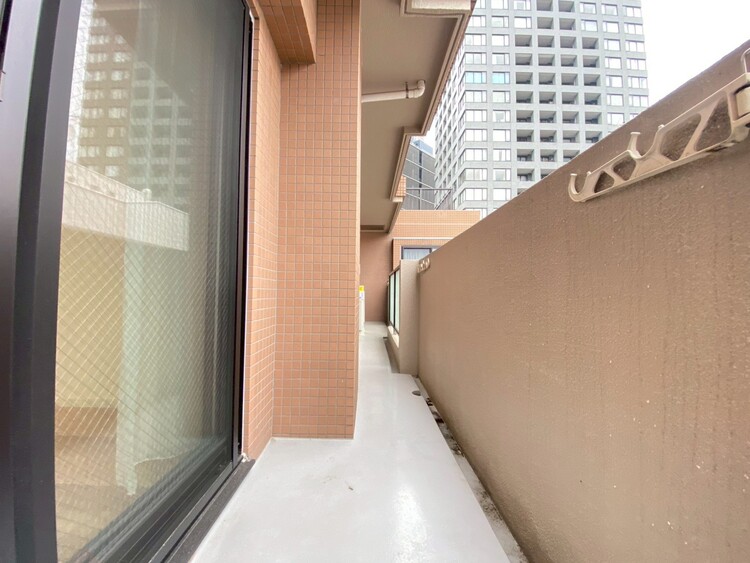 その他 朝の澄んだ空気や、夕方に吹く清々しい風を感じられるバルコニー。