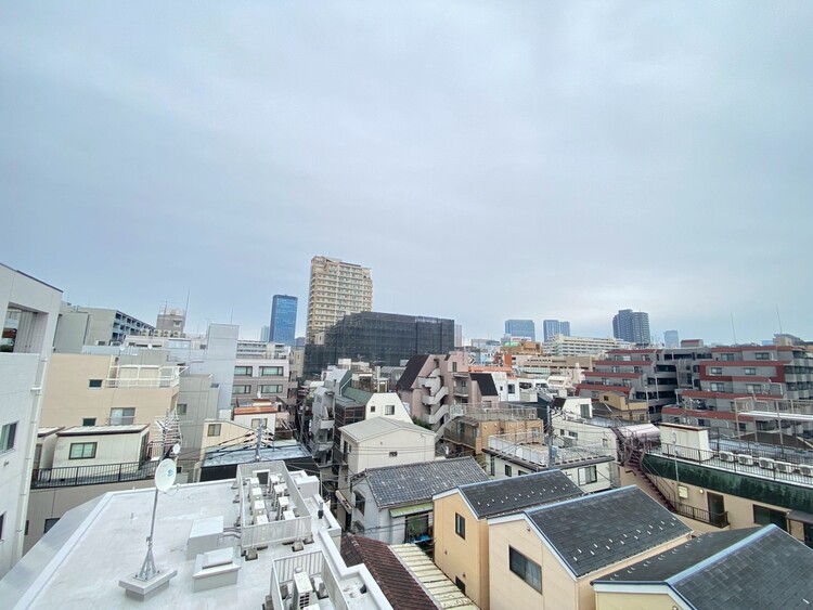 その他 眺望や窓からの景色が良いと、家で過ごす時間も快適です。