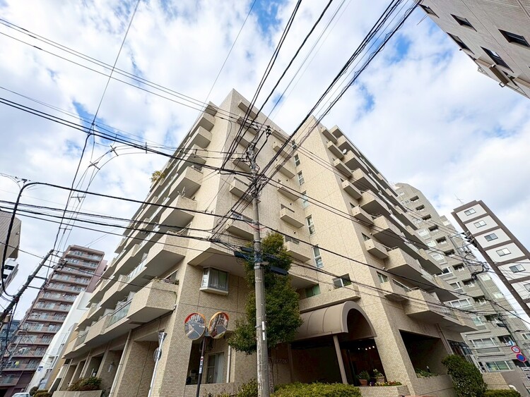 バルコニー 【BALCONY】◆Open new door◆扉の向こうには青空が広がっている。