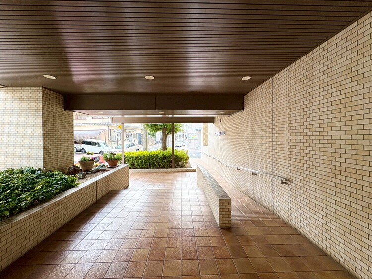 外観 【APPEARANCE】◆安らぎ◆整然と整備された街に風が吹き、木々が揺れる。絵にかいたような心安らぐ環境です。