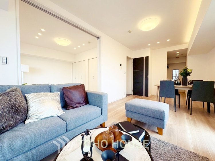 内装 【LIVING】◆住む喜び、楽しさ、感動◆を君と共有したい。いつまでもずっと家族を見渡せるこの広い空間で。