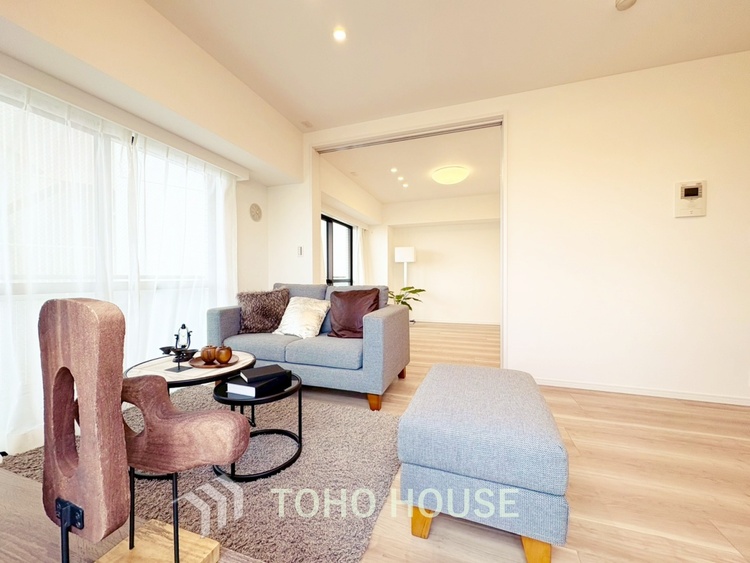 内装 【LIVING】◆Sunshine◆光が燦々と入り、いるだけで気持ちいい。「開放的でゆとりあるお部屋です。」