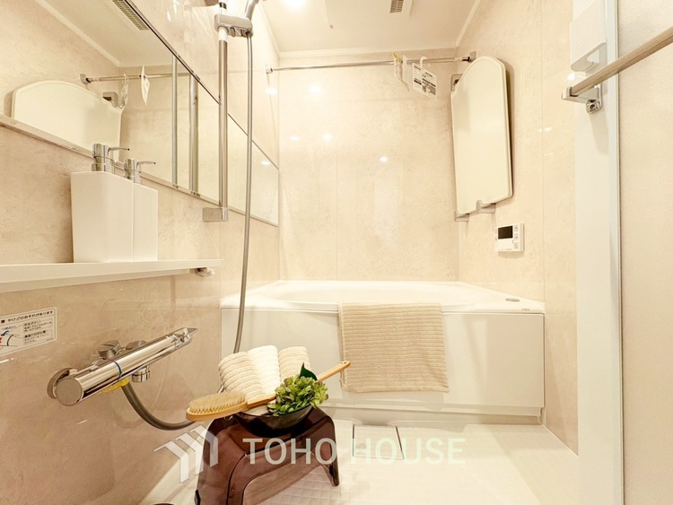 風呂 【BATHROOM】◆プライベートな空間◆simpleだからrelaxできるんです。こころもからだもキレイさっぱり。