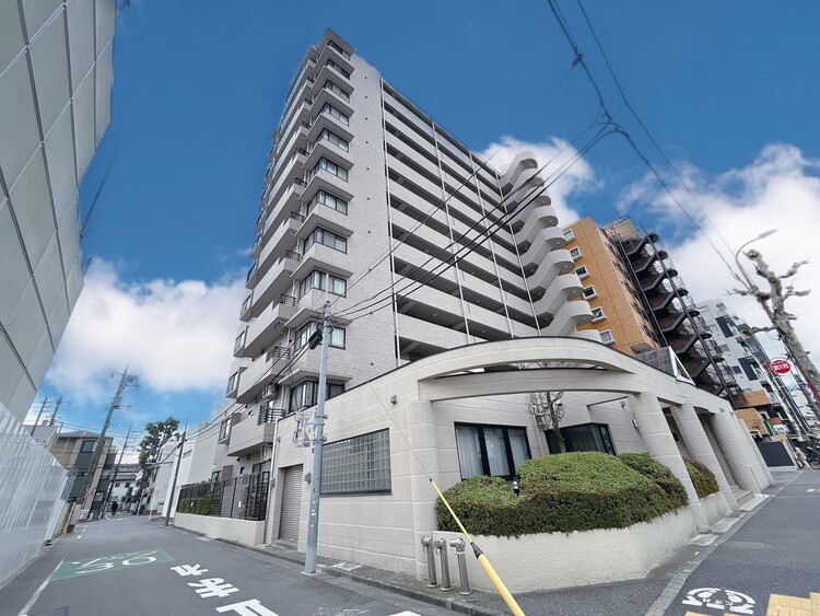 その他 飽きのこないシンプルモダンな外観です。