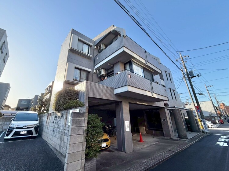 その他 飽きのこないシンプルモダンな外観です。