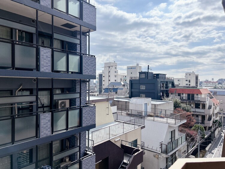 その他 眺望や窓からの景色が良いと、家で過ごす時間も快適です。