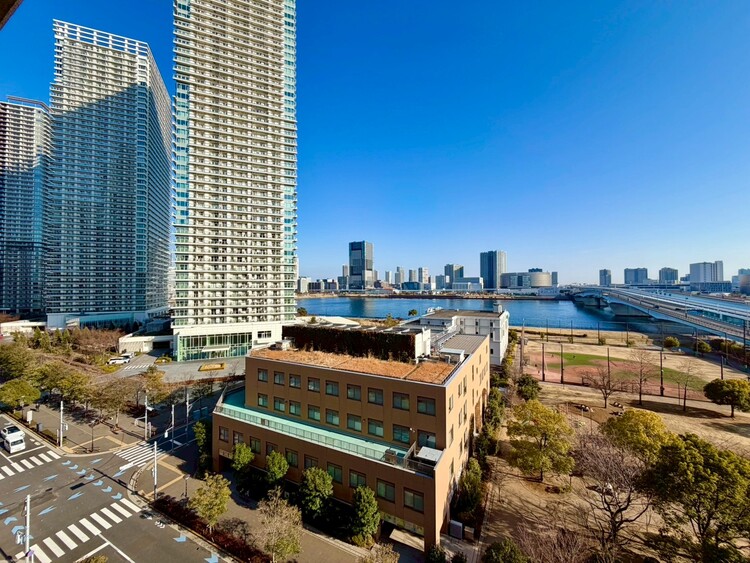 その他 眺望や窓からの景色が良いと、家で過ごす時間も快適です。